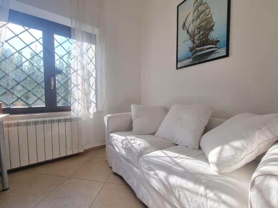 -5 Min From Bus Stop-Free Parking Bagian luar foto