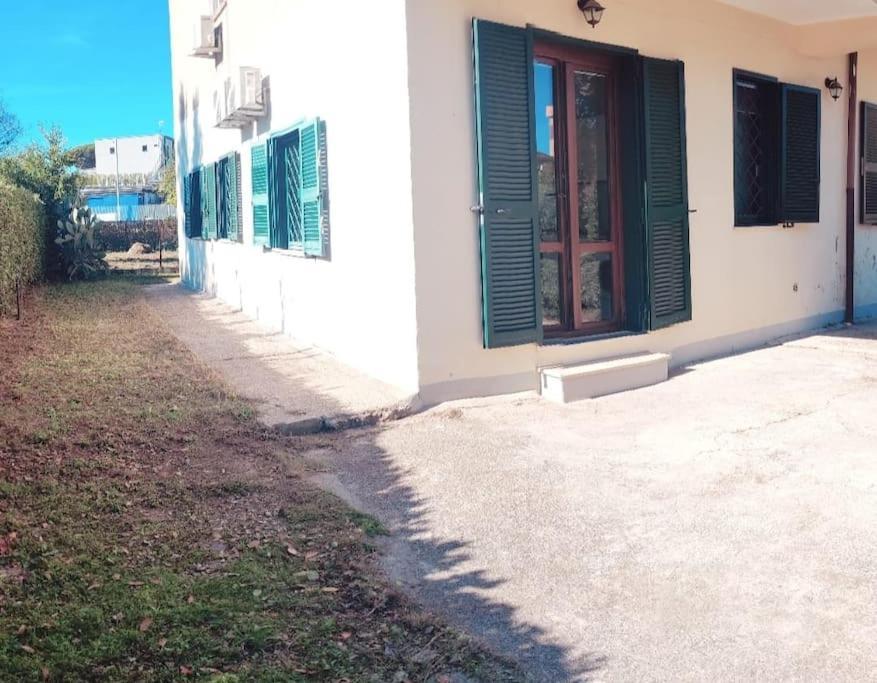 -5 Min From Bus Stop-Free Parking Bagian luar foto