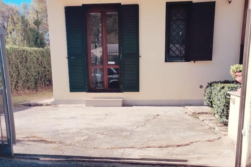 -5 Min From Bus Stop-Free Parking Bagian luar foto