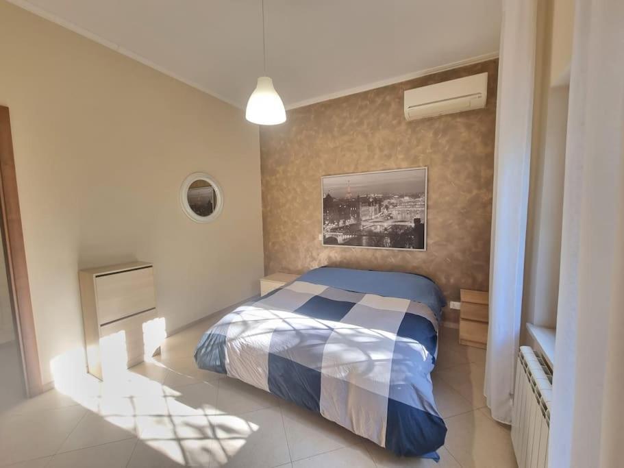 -5 Min From Bus Stop-Free Parking Bagian luar foto